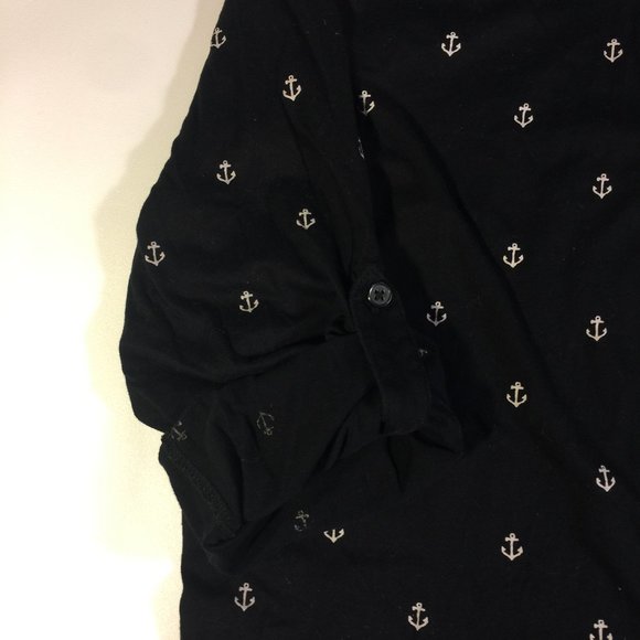 Long Sleeves (T-shirt) - Picture 3 of 3